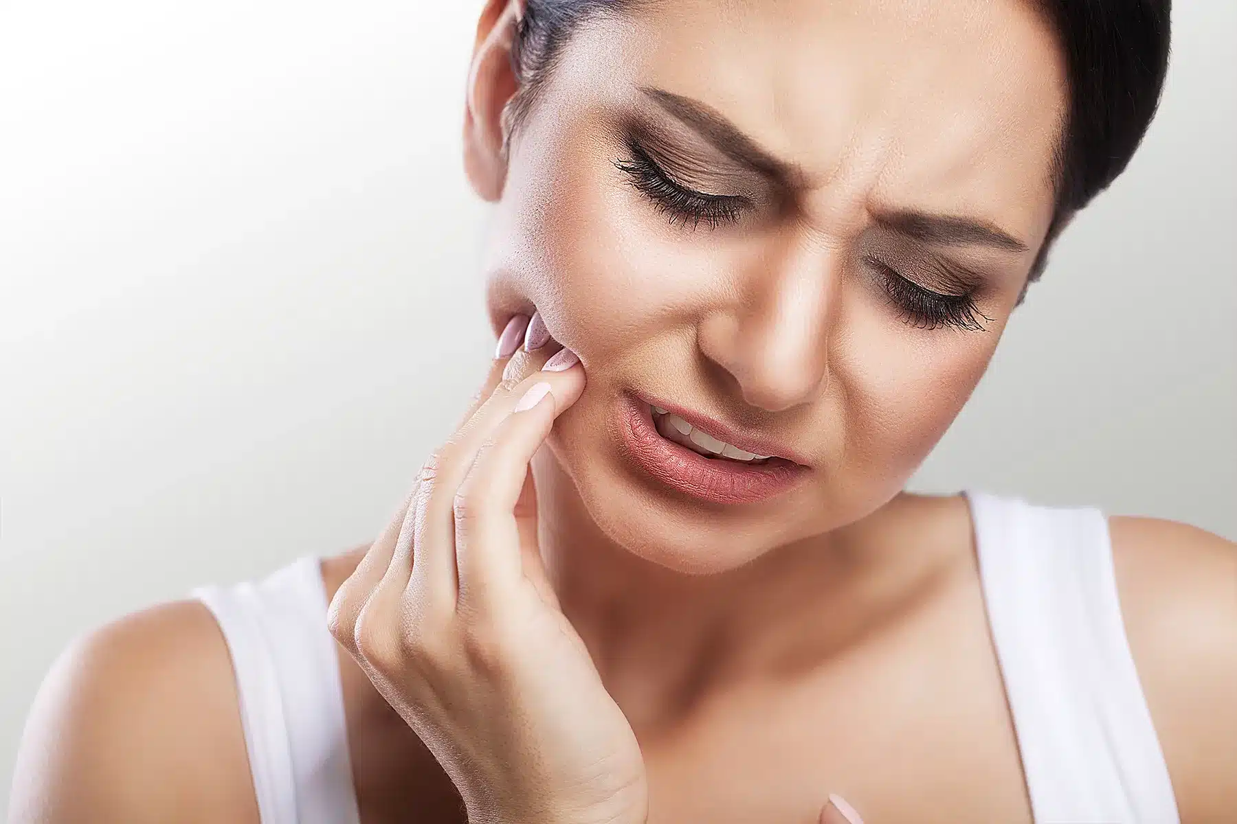 How 24 Hour Emergency Dentist Can Stop Dental Pain